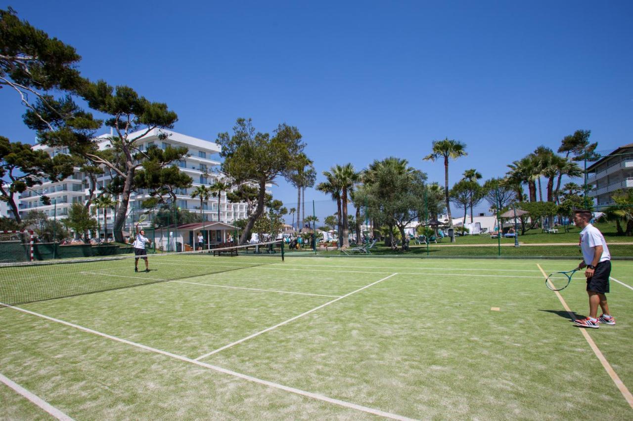 Apartamentos Esperanza Park Playa de Muro  Dış mekan fotoğraf